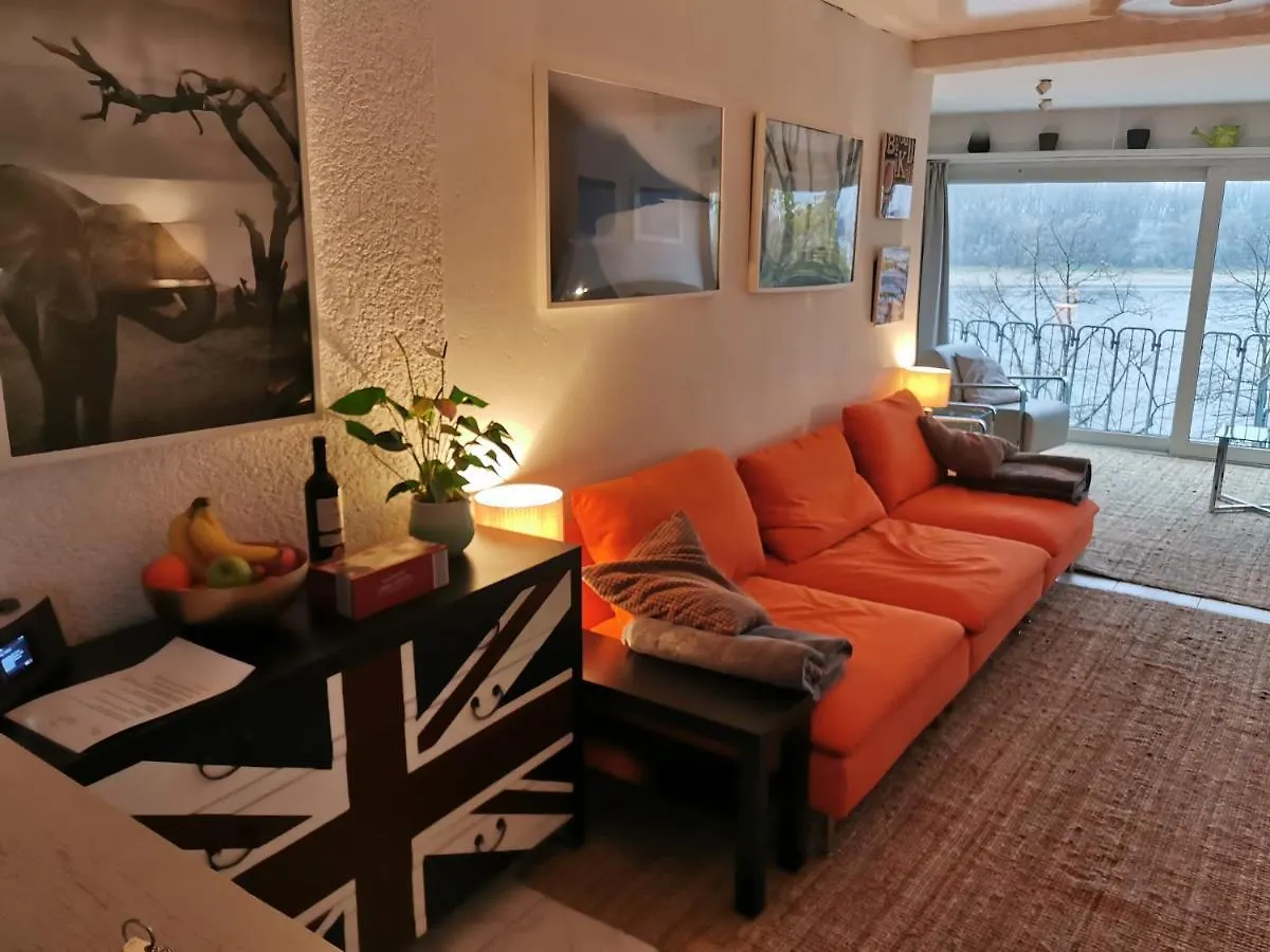 Villa Haus am Rhein Köln